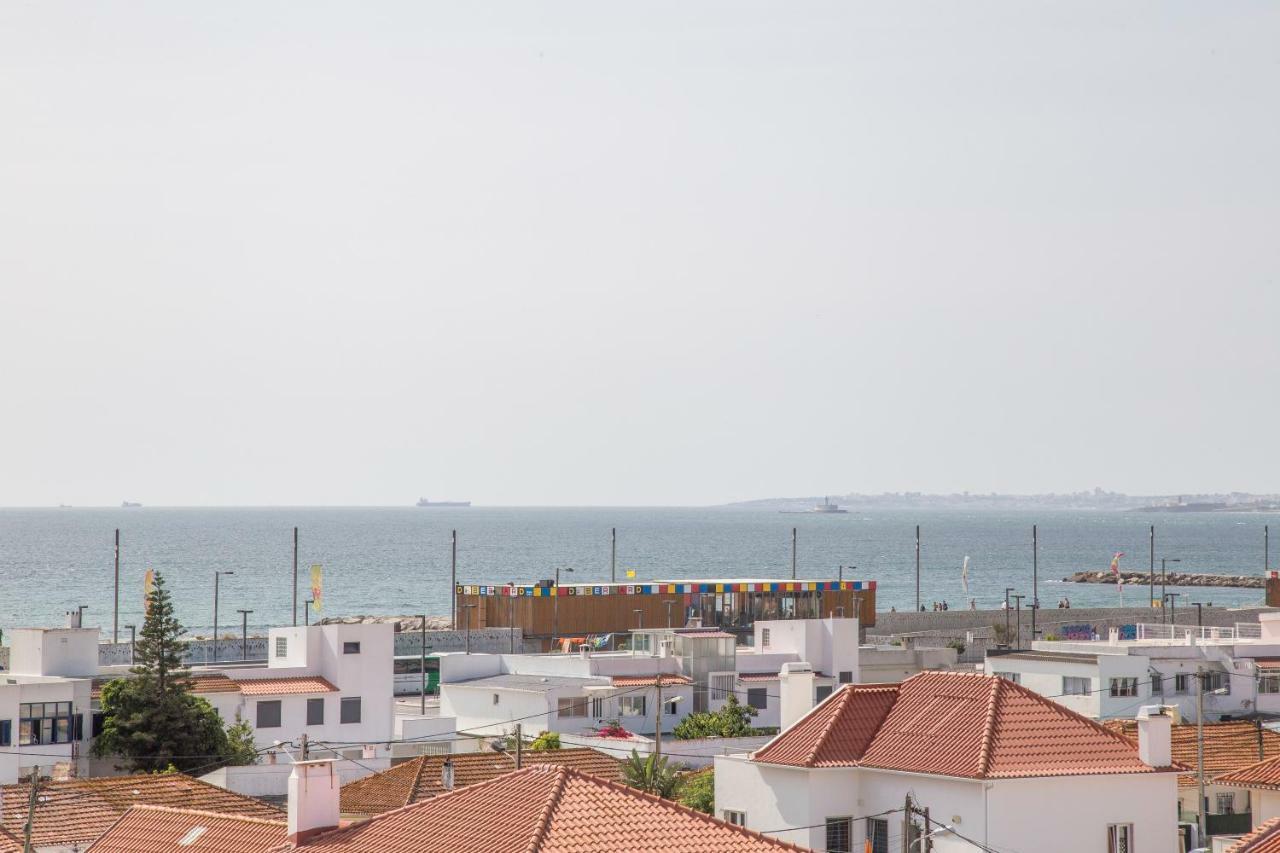 Appartamento Av. 1º De Maio Costa da Caparica Esterno foto
